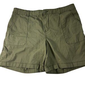 Social Standard by Sanctuary Shorts Womens XXL Green Casual Roll Tab Cuff